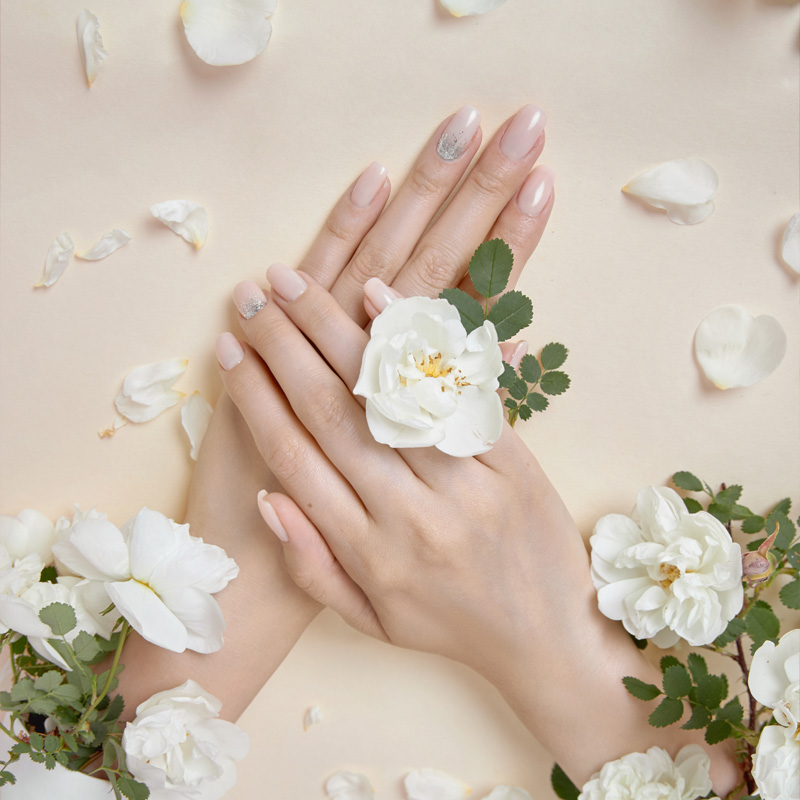 Mina Nails